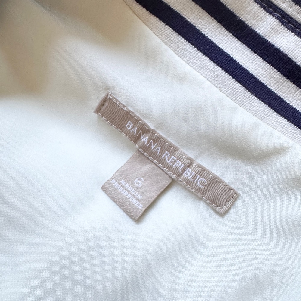 Banana Republic Old Money Coastal Chic Navy and White Striped Knit Blazer 6 - Picture 5 of 5